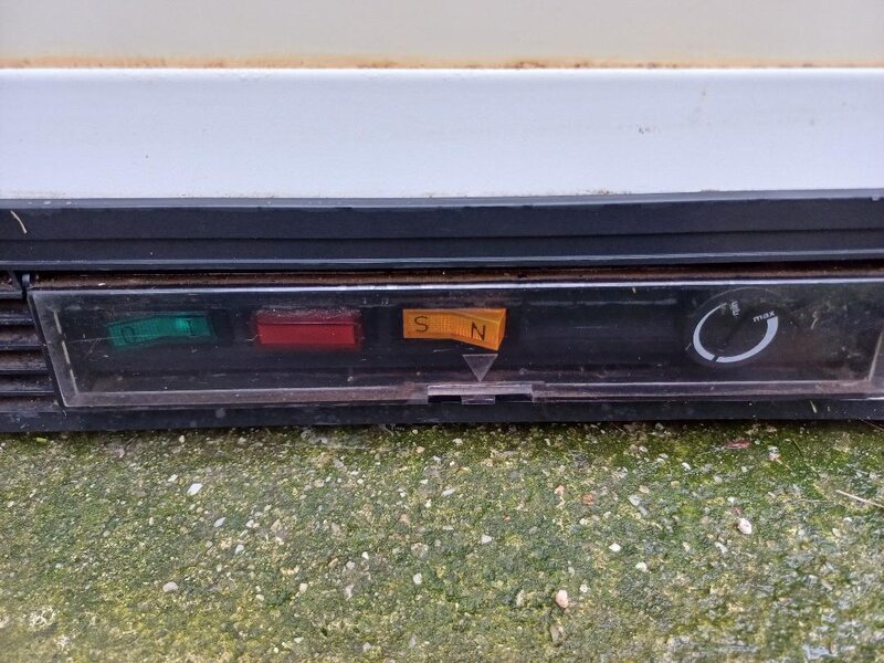 Spre vanzare congelator Alaska cu sase sertare